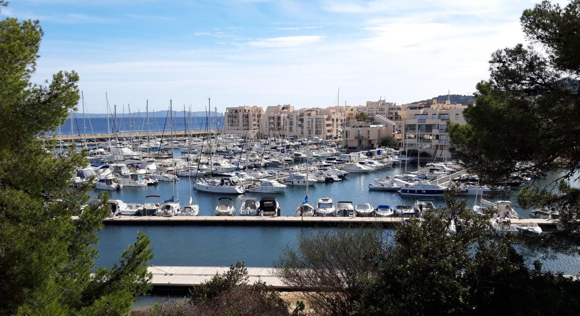 T2 Terrasse, Bormes Les Mimosas La Faviere, 5 Pers, 5 Mn A Pieds Des Plages Et Commerces Dış mekan fotoğraf